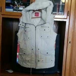 Faded Glory warm Vest with detachable hood size L